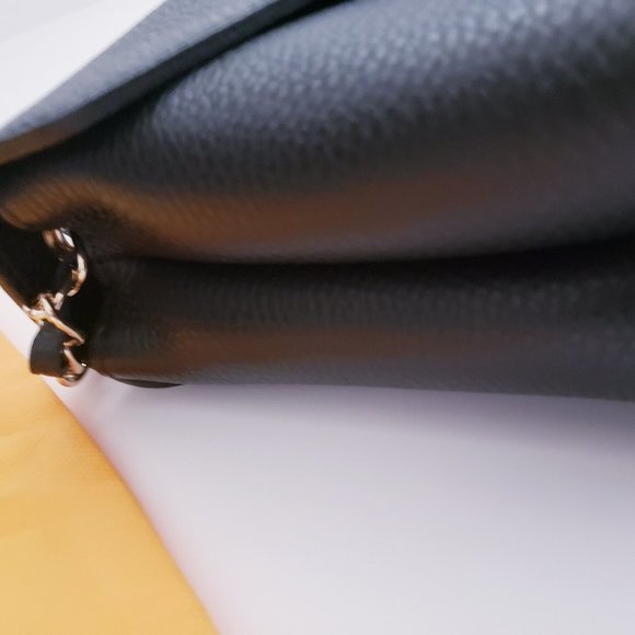 Valentino By Mario Valentino Isabelle Leather Crossbody Bag in Black - Picture 10 of 15